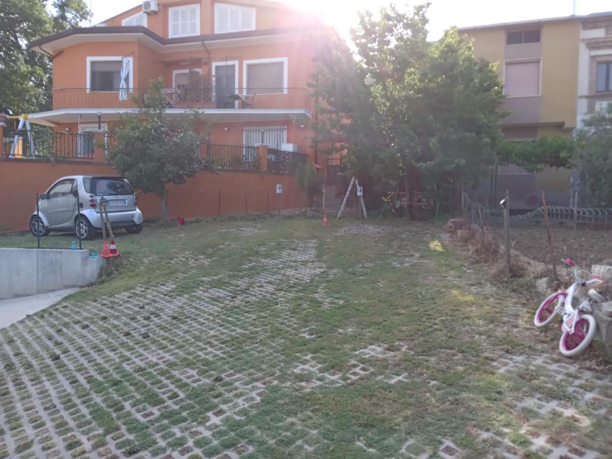 La Magnolia A 500Mt Dal Mare Apartment Marina di San Vito Bagian luar foto