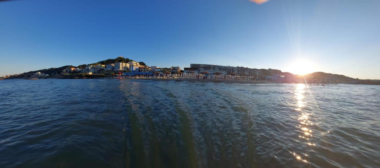 La Magnolia A 500Mt Dal Mare Apartment Marina di San Vito Bagian luar foto
