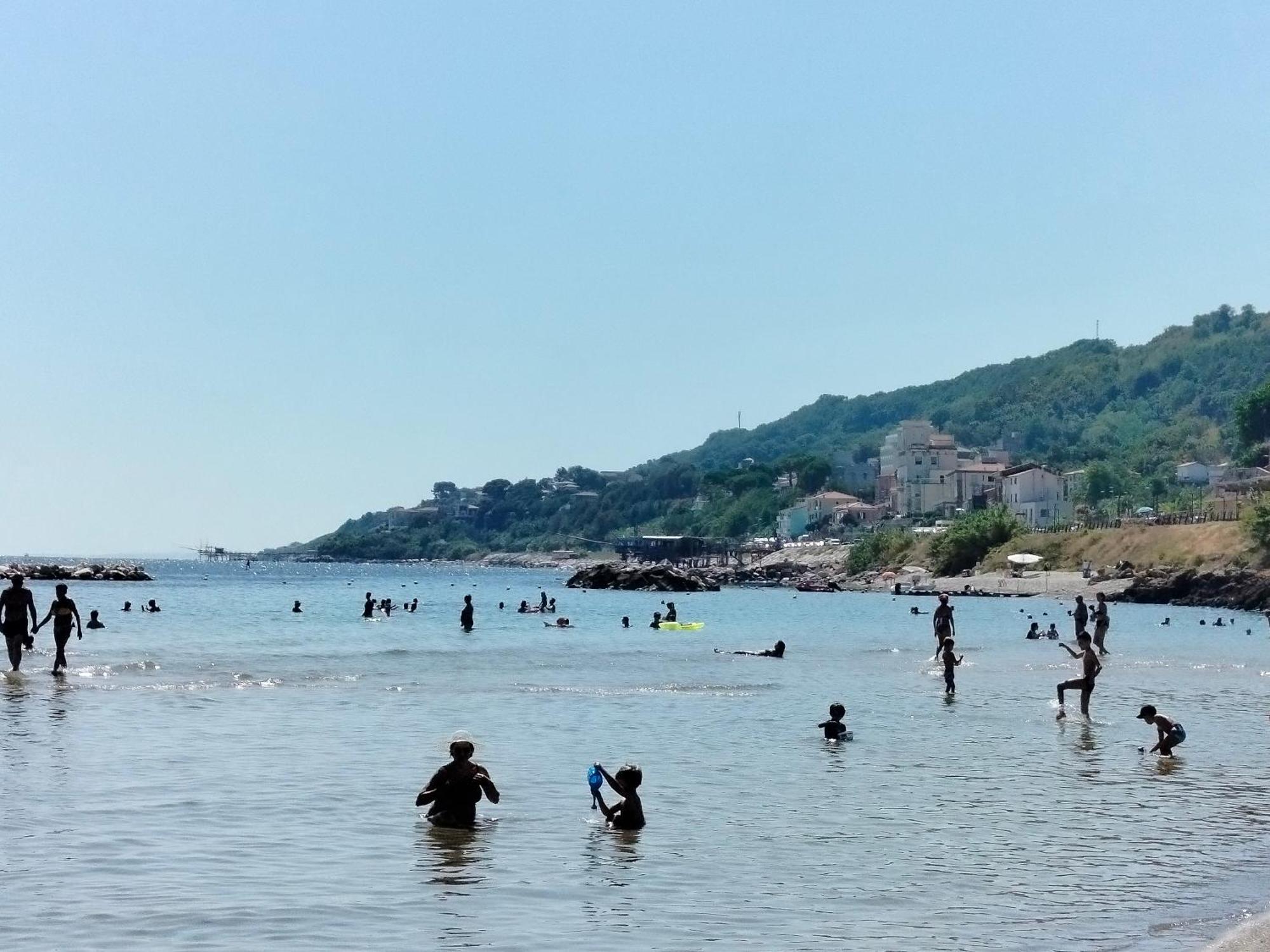 La Magnolia A 500Mt Dal Mare Apartment Marina di San Vito Bagian luar foto